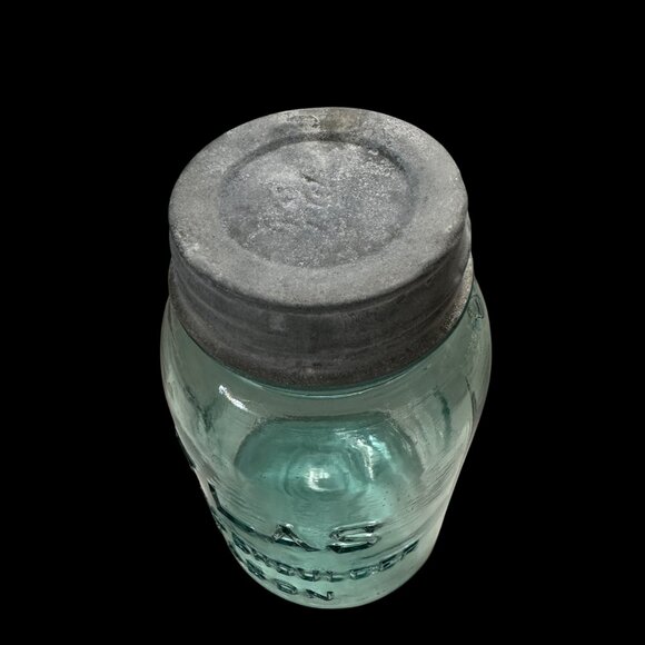 Vintage Atlas Strong Shoulder Mason Blue Glass Quart  Jar zinc lid FLAW Bubble - Picture 4 of 7